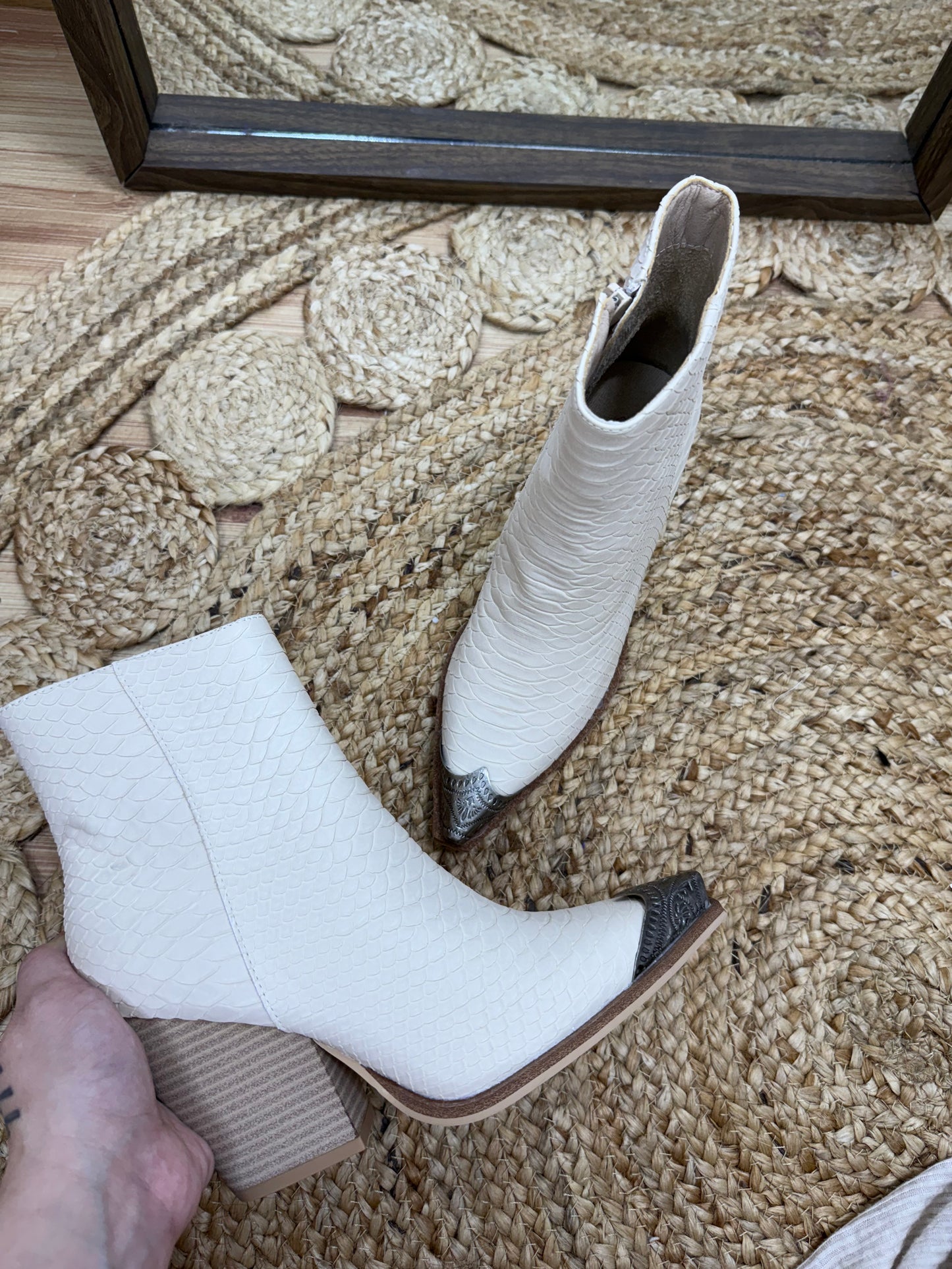 Zion Snakeskin Ivory Boots
