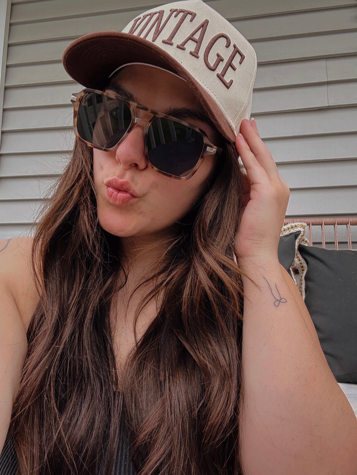 Retro Sunnies - Brown Gradient