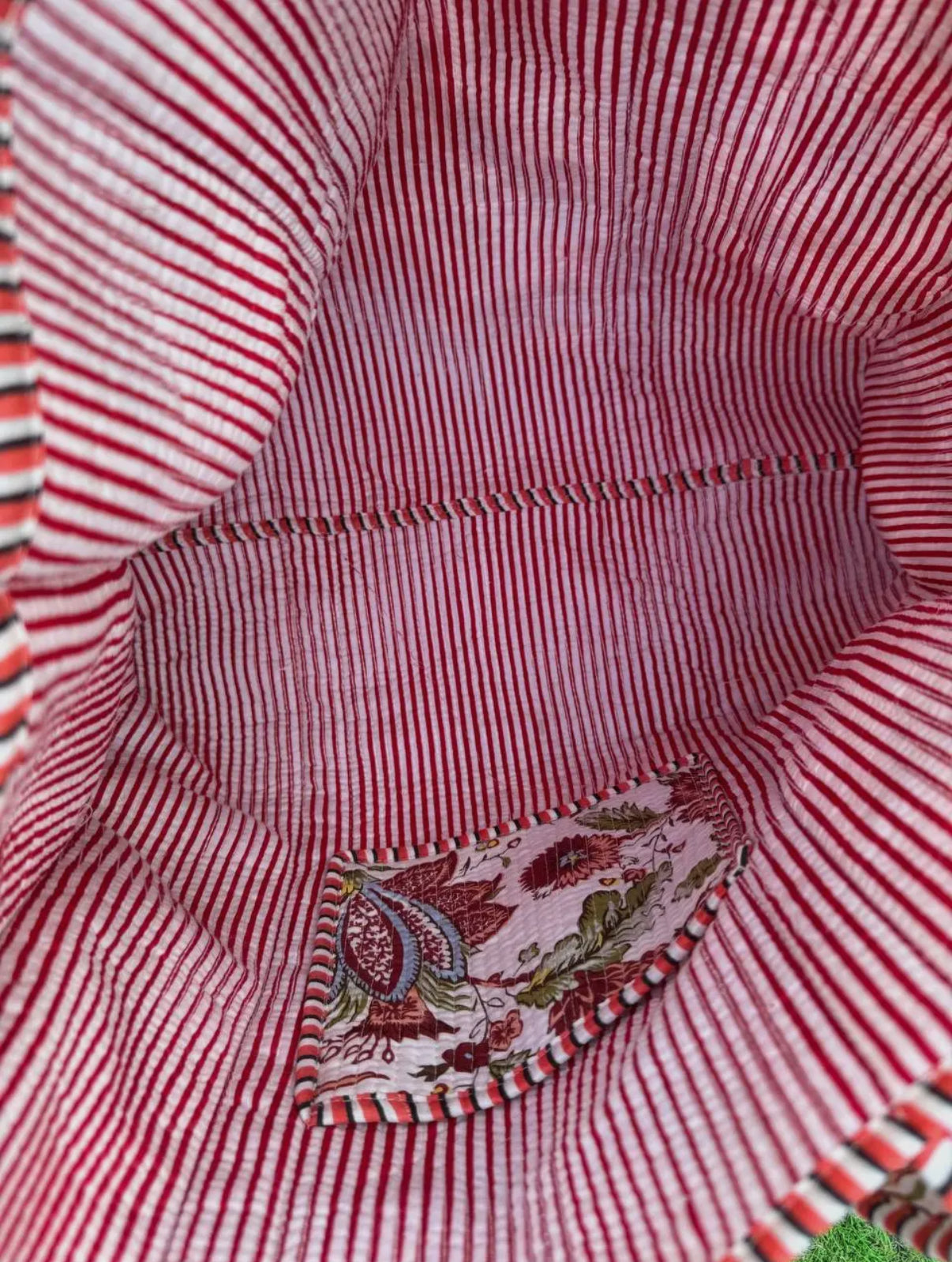 Vintage Floral Quilted Bag