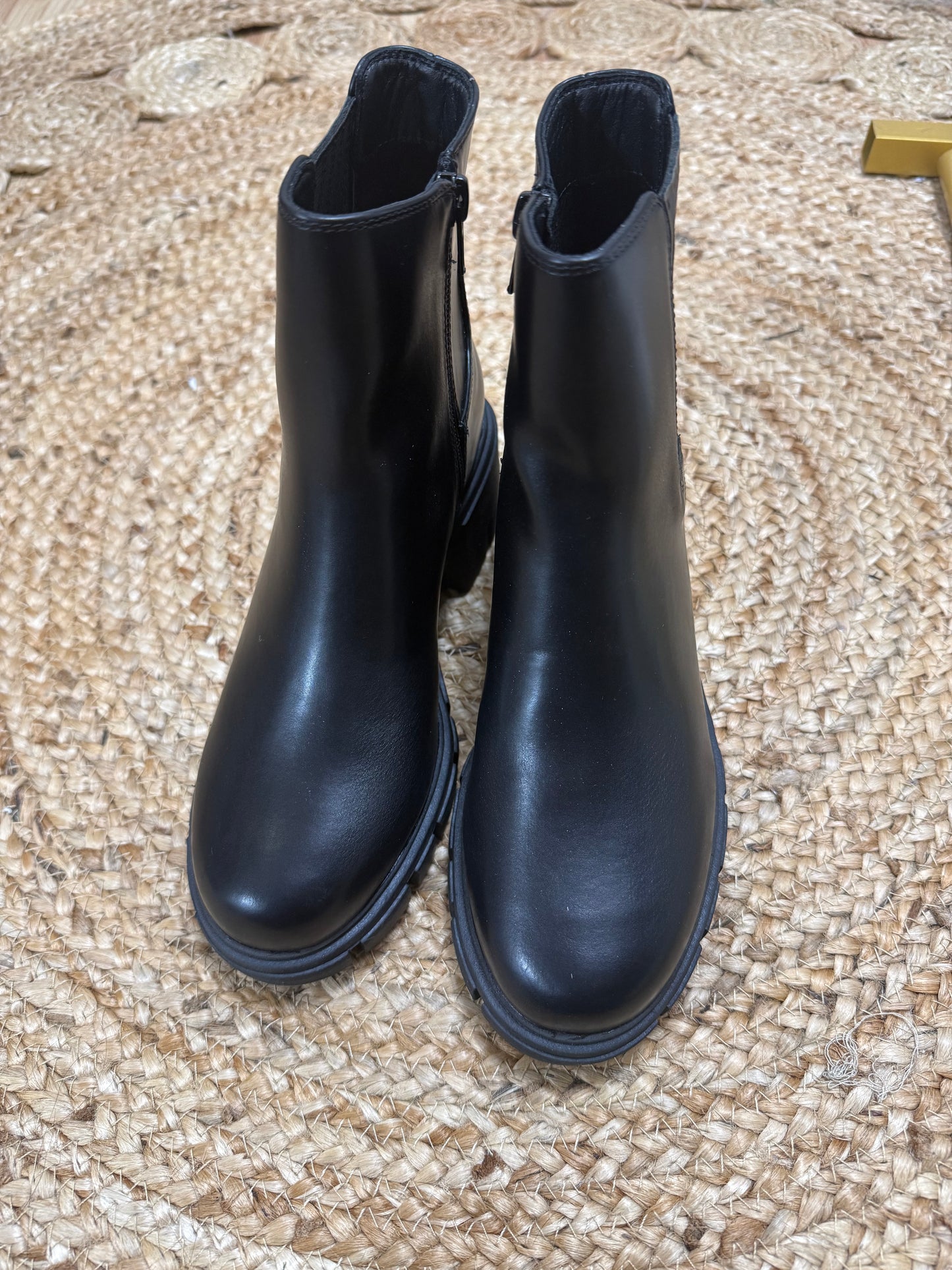 Black Chunky Chelsea Boots