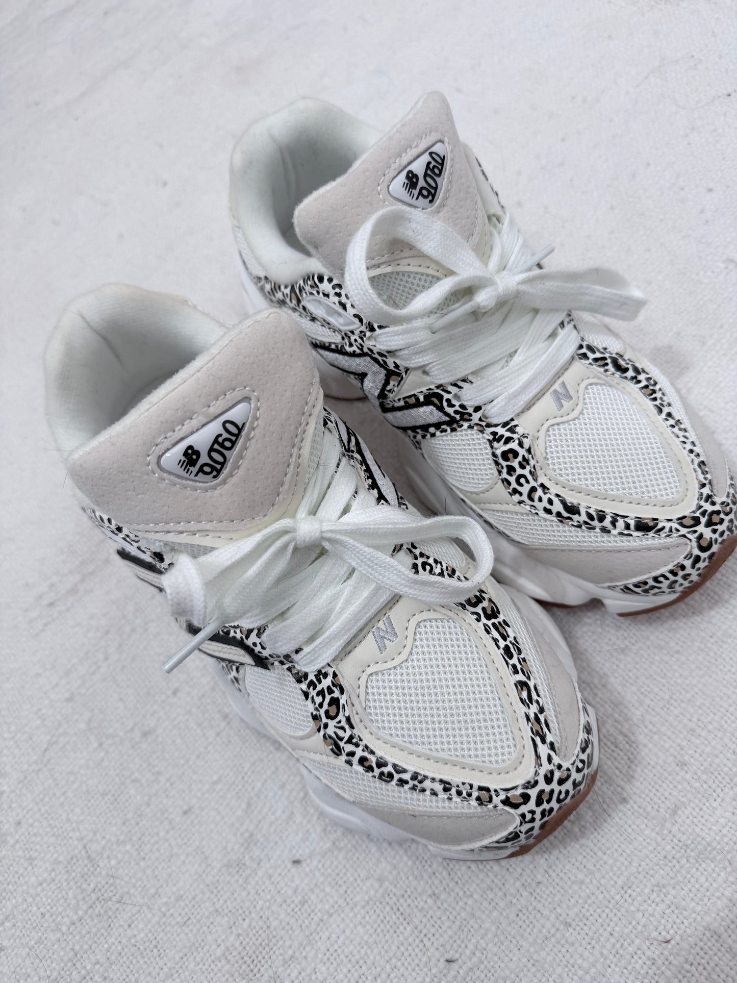 Cheetah NB 9060 Tennis Shoes - 6.5